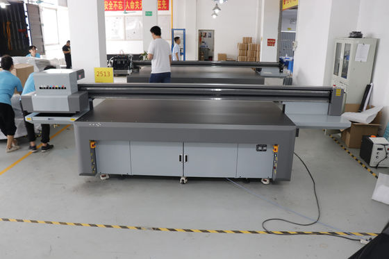 Impressora de tinta de grande formato resistente a arranhões Máquina de impressora UV de grande formato