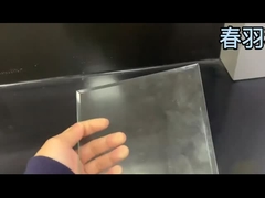 Impressora UV com impressão em dupla cor em branco e grandes dimensões de impressão